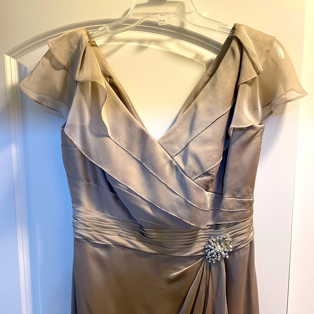 Champagne colored Jade By Jasmine MOB or MOG dress. In perfect condition!
